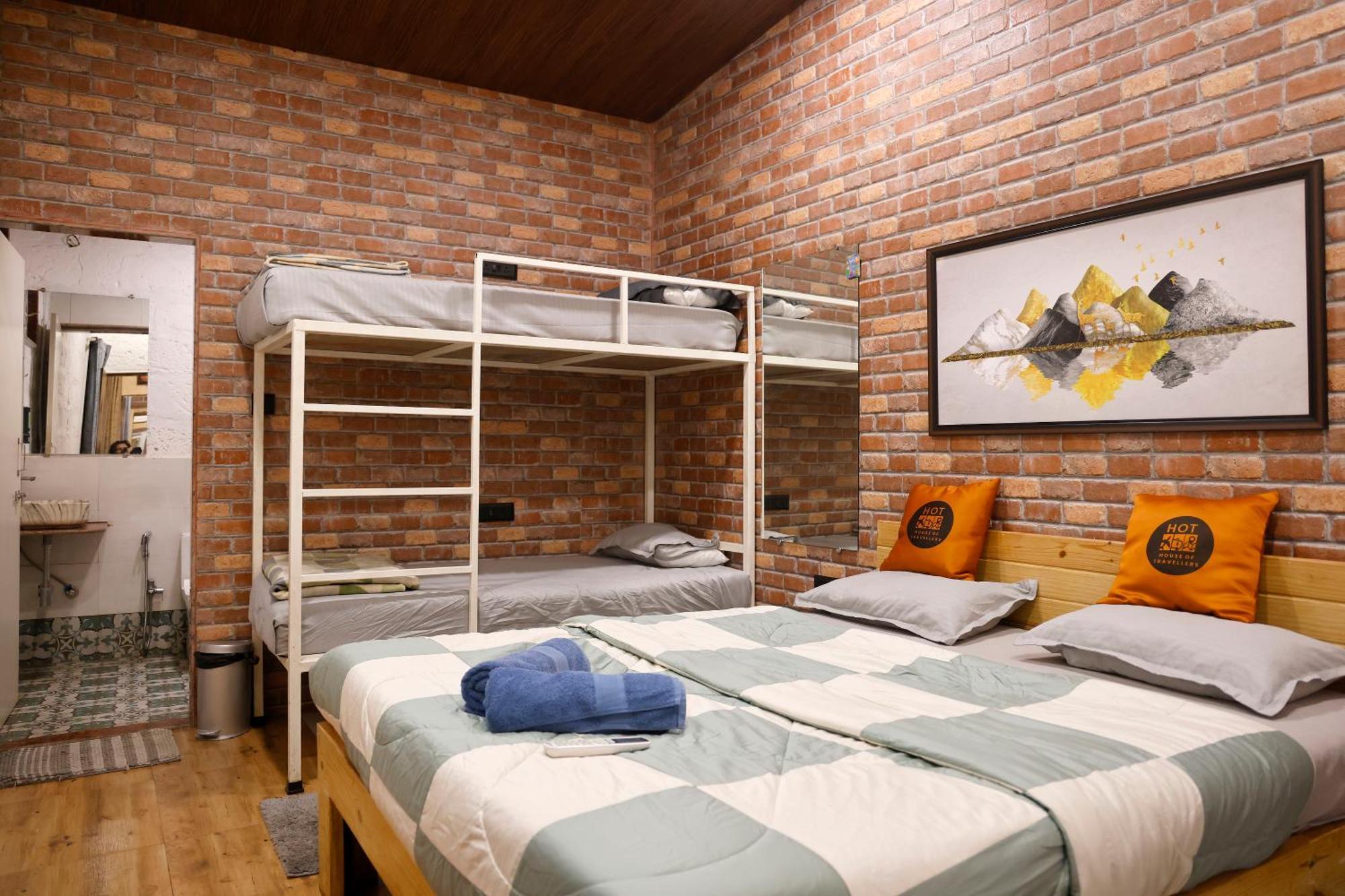 Hot - House Of Travellers, Lonavala By Mody Stays מראה חיצוני תמונה