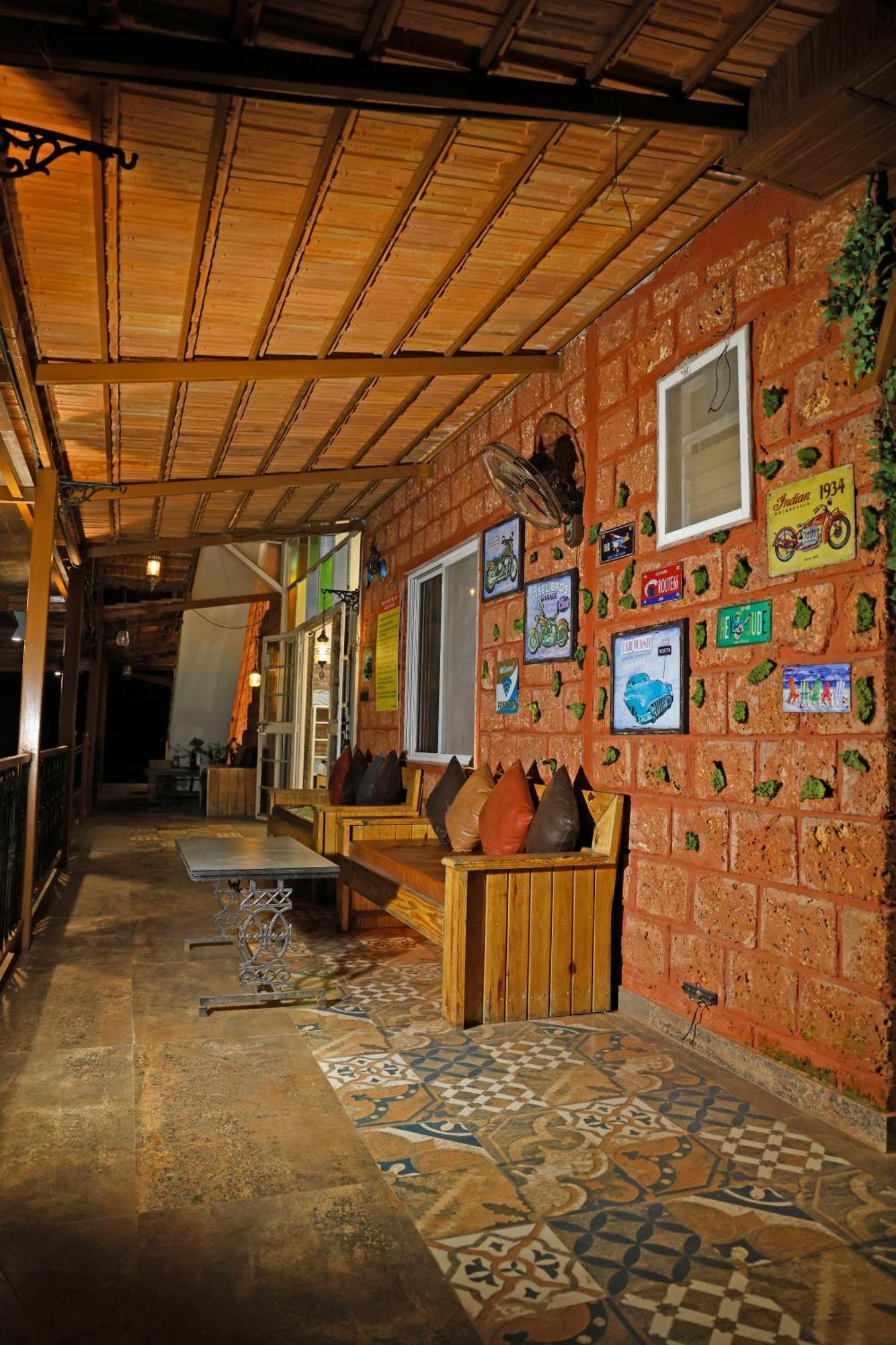 Hot - House Of Travellers, Lonavala By Mody Stays מראה חיצוני תמונה